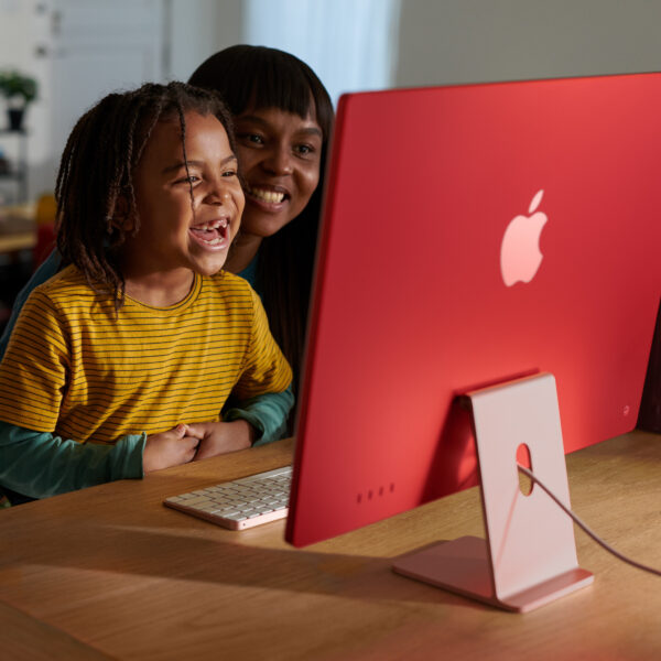 Apple iMac Apple M M3 59,7 cm (23.5") 4480 x 2520 Pixels Alles-in-één-pc 16 GB 512 GB SSD macOS Sonoma Wi-Fi 6E (802.11ax) Zilve - Afbeelding 4