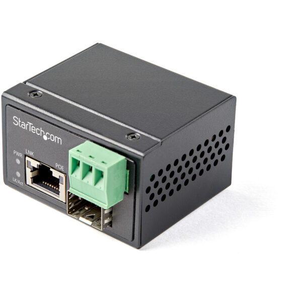 StarTech.com PoE+ Industrial Glasvezel naar Ethernet Media Converter 30W SFP naar RJ45 Single Mode/Multi Mode Gigabit Fiber naar